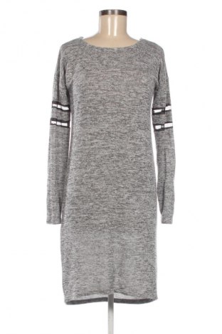 Φόρεμα Yfl Reserved, Μέγεθος M, Χρώμα Γκρί, Τιμή 11,99 €