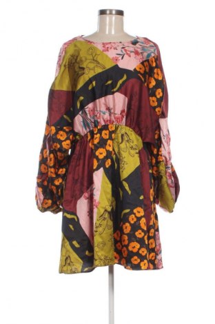 Šaty  Zara, Veľkosť XL, Farba Viacfarebná, Cena  17,95 €, #135442782