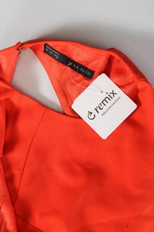 Рокля Zara, Размер S, Цвят Червен, Цена 9,71 €