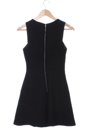 Рокля Zara, Размер XS, Цвят Черен, Цена 11,24 €