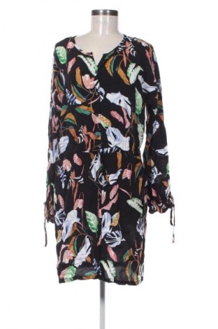 Šaty  mbyM, Velikost M, Barva Vícebarevné, Cena  449,00 Kč