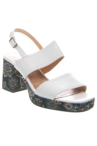 Σανδάλια Maciejka, Μέγεθος 40, Χρώμα Λευκό, Τιμή 63,99 €