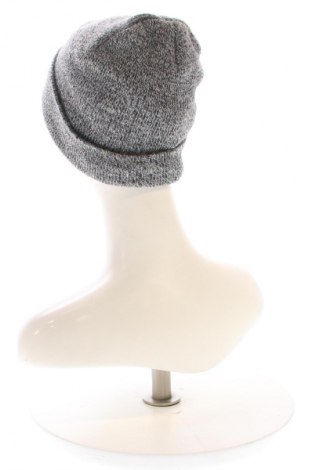 Шапка Carhartt, Цвят Многоцветен, Цена 22,10 €