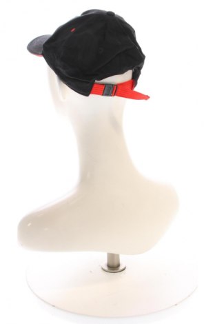 Шапка PUMA, Цвят Черен, Цена 11,75 €