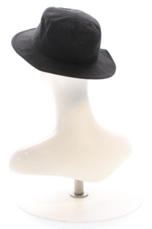 Шапка Unbranded, Цвят Черен, Цена 11,75 €