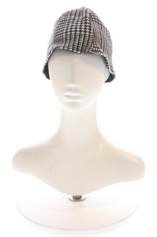 Шапка United Colors Of Benetton, Цвят Многоцветен, Цена 9,20 €