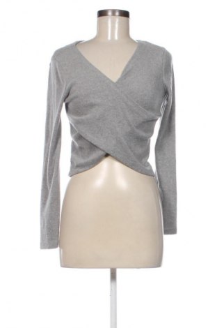 Damen Shirt NEW COLLECTION, Größe S, Farbe Grau, Preis € 1,99