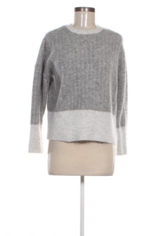 Dámský svetr Primark, Velikost L, Barva Šedá, Cena  139,00 Kč