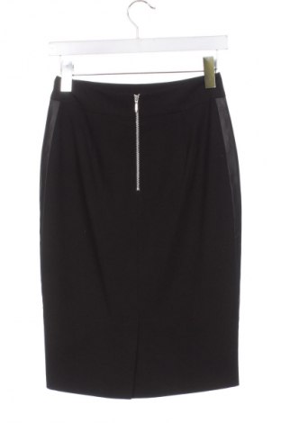 Пола Unbranded, Размер XS, Цвят Черен, Цена 7,73 €