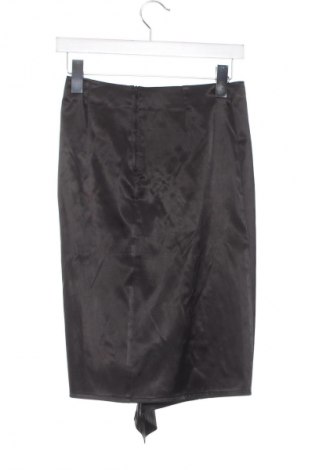 Пола Unbranded, Размер XS, Цвят Черен, Цена 2,04 €