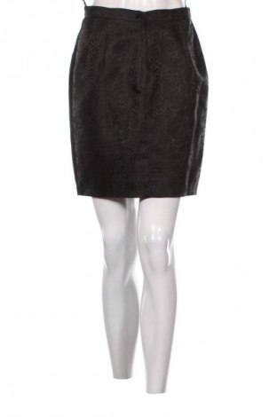 Пола Unbranded, Размер S, Цвят Черен, Цена 2,04 €