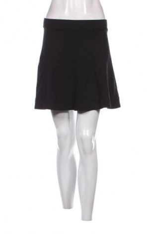 Spódnica Bershka, Rozmiar S, Kolor Czarny, Cena 22,99 zł