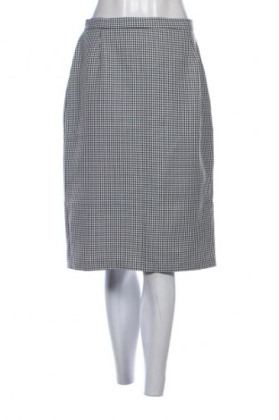 Пола Essentials, Размер M, Цвят Многоцветен, Цена 2,04 €