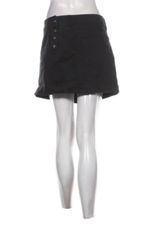 Пола French Connection, Размер L, Цвят Черен, Цена 4,09 €