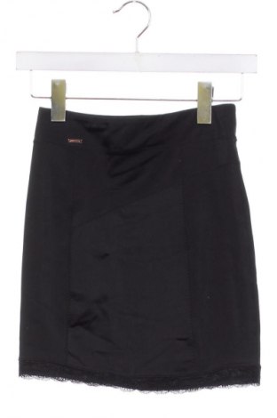 Пола H&M, Размер S, Цвят Черен, Цена 2,04 €