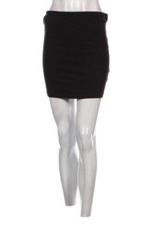 Пола Janina, Размер M, Цвят Черен, Цена 2,04 €