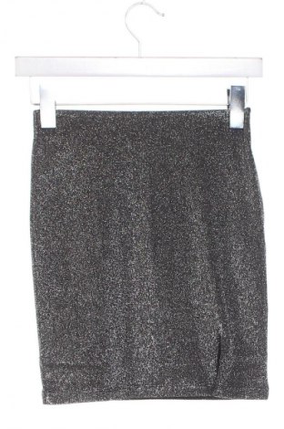 Пола Sinsay, Размер XS, Цвят Сребрист, Цена 2,04 €