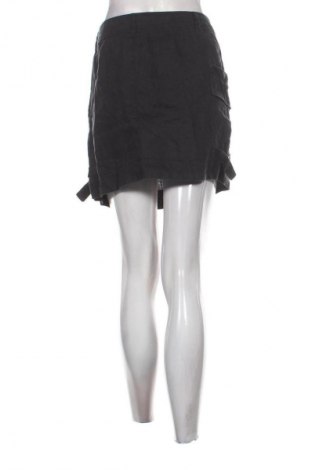 Пола Varese, Размер M, Цвят Черен, Цена 2,04 €