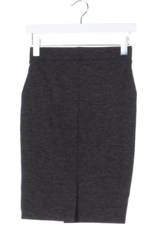 Пола Vero Moda, Размер XS, Цвят Черен, Цена 2,04 €