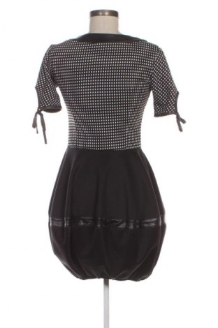 Šaty  Unbranded, Velikost S, Barva Černá, Cena  129,00 Kč