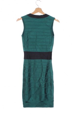 Рокля French Connection, Размер XS, Цвят Зелен, Цена 5,11 €