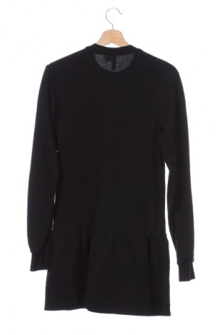 Рокля H&M Divided, Размер XS, Цвят Черен, Цена 2,04 €