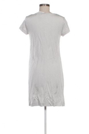 Рокля Piu & Piu, Размер L, Цвят Сив, Цена 12,78 €