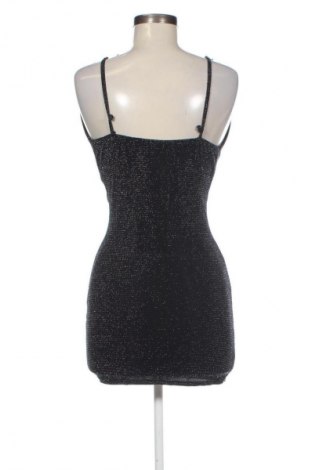 Φόρεμα Pretty Little Thing, Μέγεθος M, Χρώμα Μαύρο, Τιμή 4,99 €