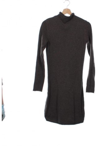 Рокля Sinsay, Размер XS, Цвят Сив, Цена 3,06 €