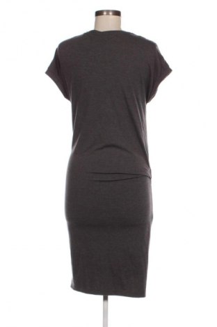 Рокля mbyM, Размер S, Цвят Сив, Цена 3,57 €