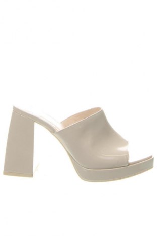 Japonki Bershka, Rozmiar 39, Kolor Beżowy, Cena 200,41 zł