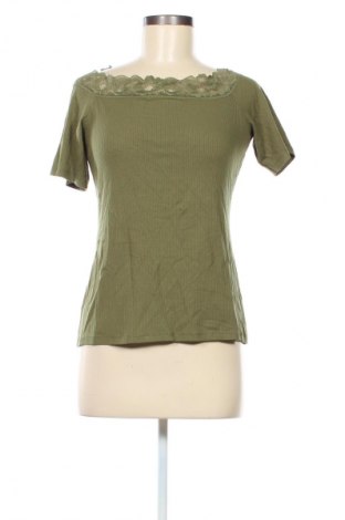 Dámská halenka & ET, Velikost M, Barva Zelená, Cena  469,00 Kč