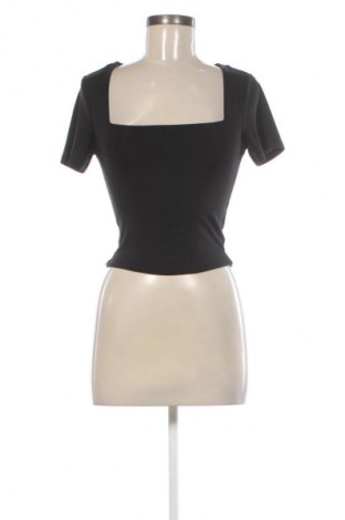 Bluzka damska Amisu, Rozmiar M, Kolor Czarny, Cena 23,99 zł