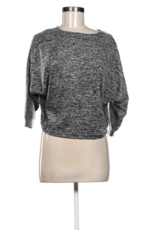 Bluzka damska Avon, Rozmiar S, Kolor Kolorowy, Cena 13,99 zł