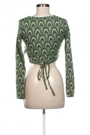 Дамска блуза Bershka, Размер XS, Цвят Многоцветен, Цена 2,04 €