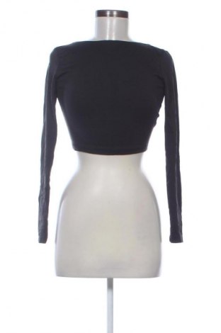 Дамска блуза Bershka, Размер S, Цвят Черен, Цена 3,57 €