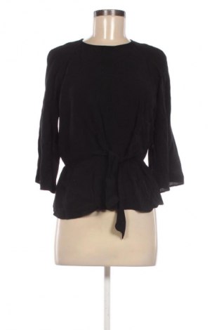 Dámská halenka Bershka, Velikost L, Barva Černá, Cena  283,00 Kč