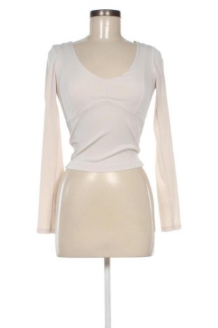 Дамска блуза Bershka, Размер S, Цвят Бежов, Цена 10,22 €