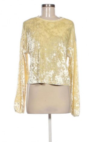 Дамска блуза Bershka, Размер S, Цвят Жълт, Цена 10,22 €