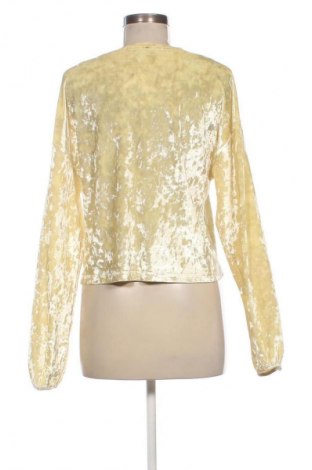 Дамска блуза Bershka, Размер S, Цвят Жълт, Цена 10,22 €