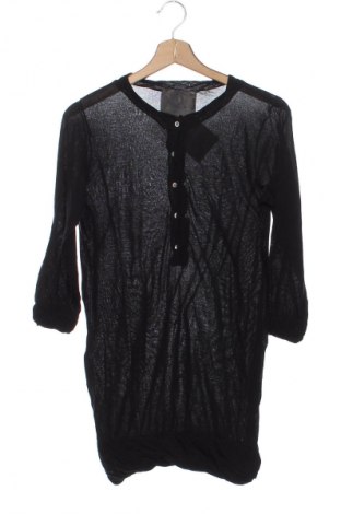 Dámská halenka Es'Givien, Velikost M, Barva Černá, Cena  419,00 Kč