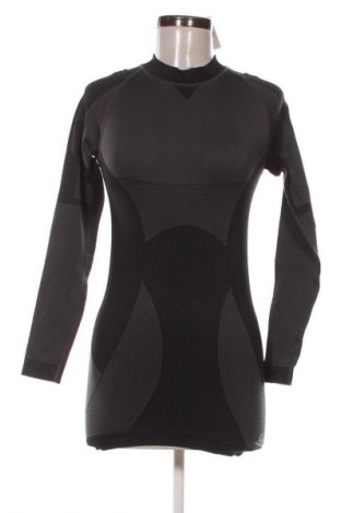 Дамска блуза Falcon, Размер M, Цвят Многоцветен, Цена 5,11 €