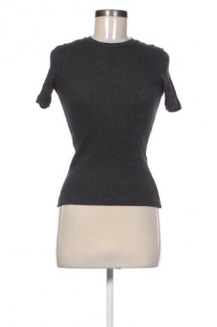 Dámská halenka H&M, Velikost XS, Barva Šedá, Cena  259,00 Kč