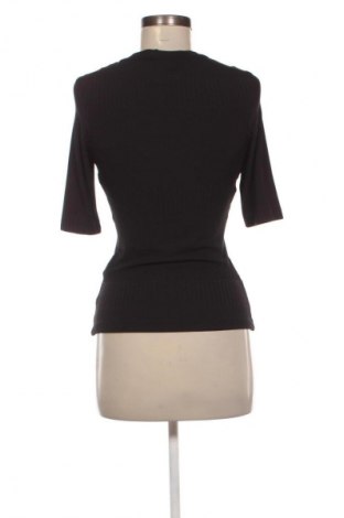 Dámská halenka Mohito, Velikost M, Barva Černá, Cena  279,00 Kč