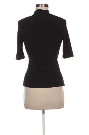 Dámská halenka Mohito, Velikost L, Barva Černá, Cena  279,00 Kč