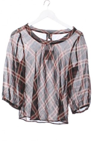 Γυναικεία μπλούζα Naf Naf, Μέγεθος S, Χρώμα Πολύχρωμο, Τιμή 5,99 €