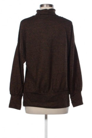 Dámská halenka Nkd, Velikost M, Barva Vícebarevné, Cena  99,00 Kč