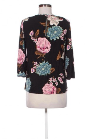 Γυναικεία μπλούζα ONLY, Μέγεθος S, Χρώμα Πολύχρωμο, Τιμή 9,99 €