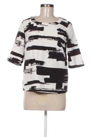 Γυναικεία μπλούζα ONLY, Μέγεθος M, Χρώμα Πολύχρωμο, Τιμή 10,99 €