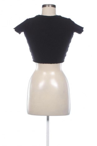 Dámská halenka Pull&Bear, Velikost S, Barva Černá, Cena  179,00 Kč